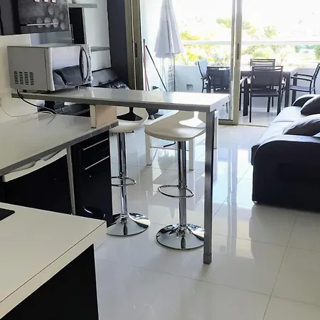 Vue A 100 Metres Des Plages Etage 5 Apartment